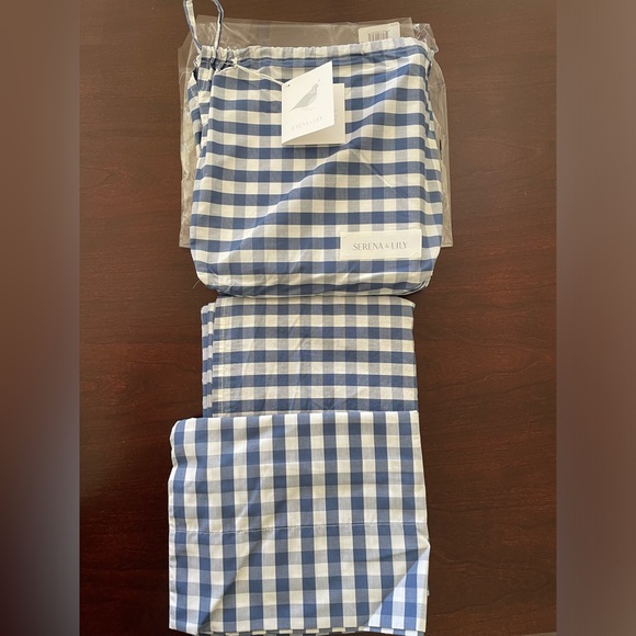 Serena & Lily Navy Gingham Twin Sheet Set, One sets available - Picture 5 of 5